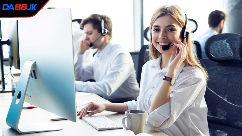 Gọi tới số hotline DA88 giúp gỡ rối nhanh chóng